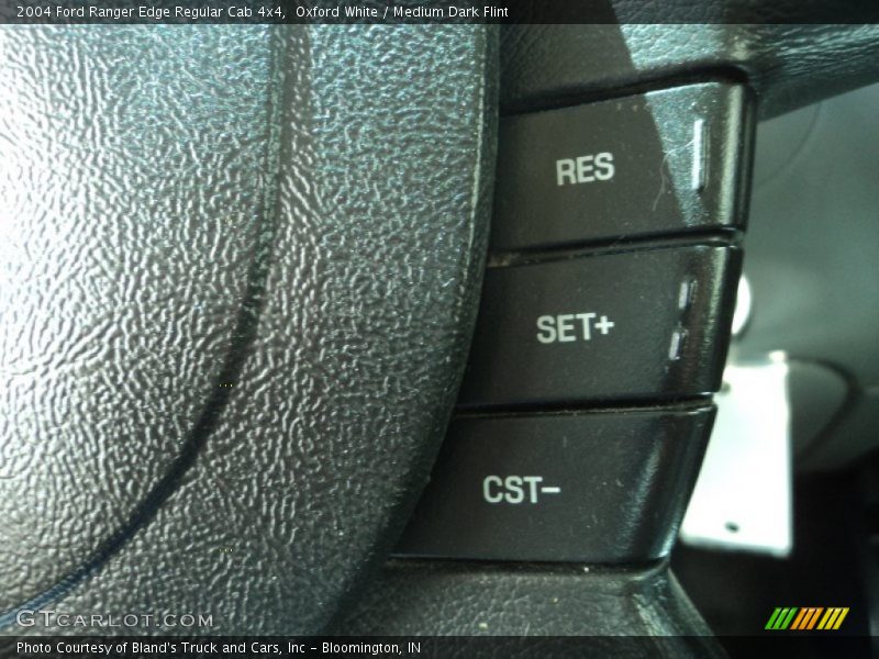 Oxford White / Medium Dark Flint 2004 Ford Ranger Edge Regular Cab 4x4