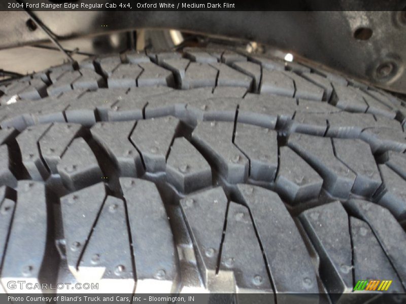 Oxford White / Medium Dark Flint 2004 Ford Ranger Edge Regular Cab 4x4