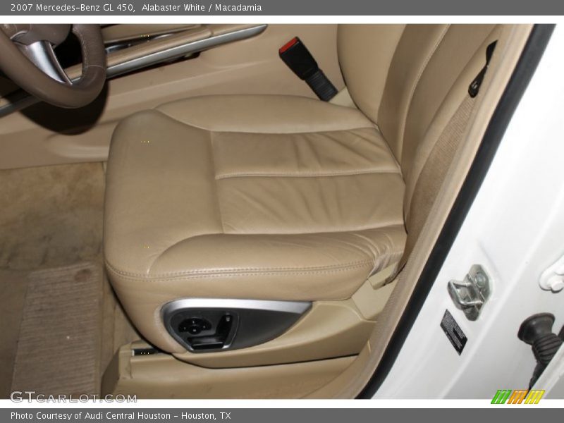 Alabaster White / Macadamia 2007 Mercedes-Benz GL 450
