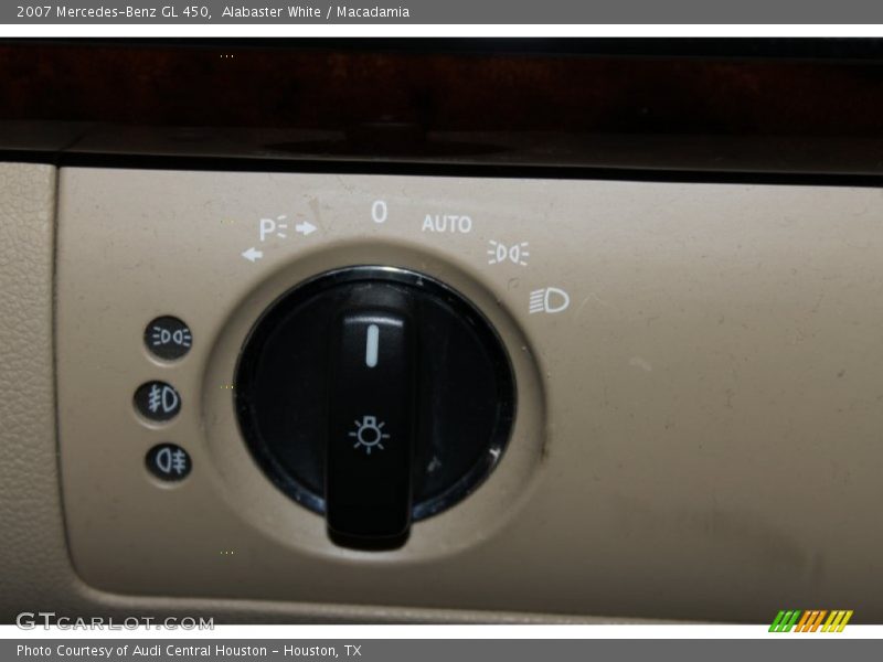 Alabaster White / Macadamia 2007 Mercedes-Benz GL 450