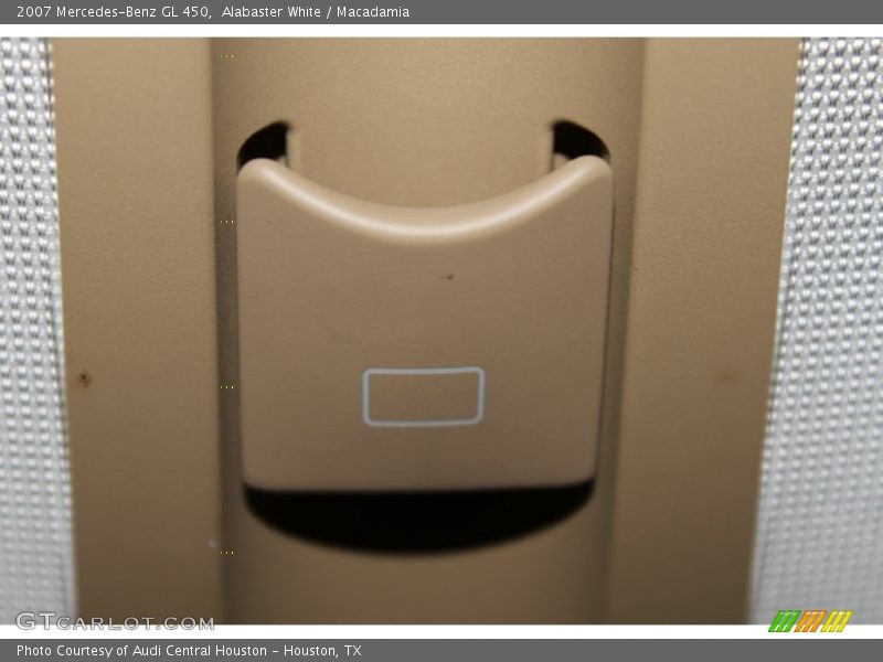 Alabaster White / Macadamia 2007 Mercedes-Benz GL 450