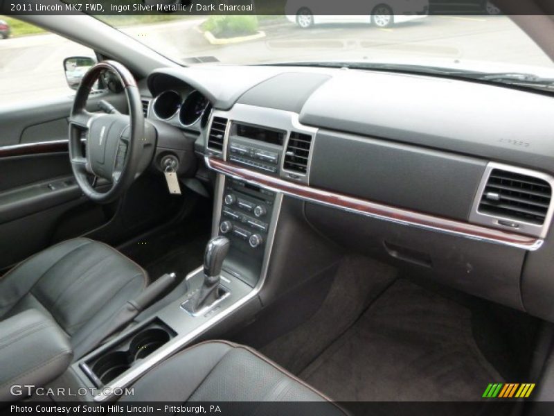 Dashboard of 2011 MKZ FWD