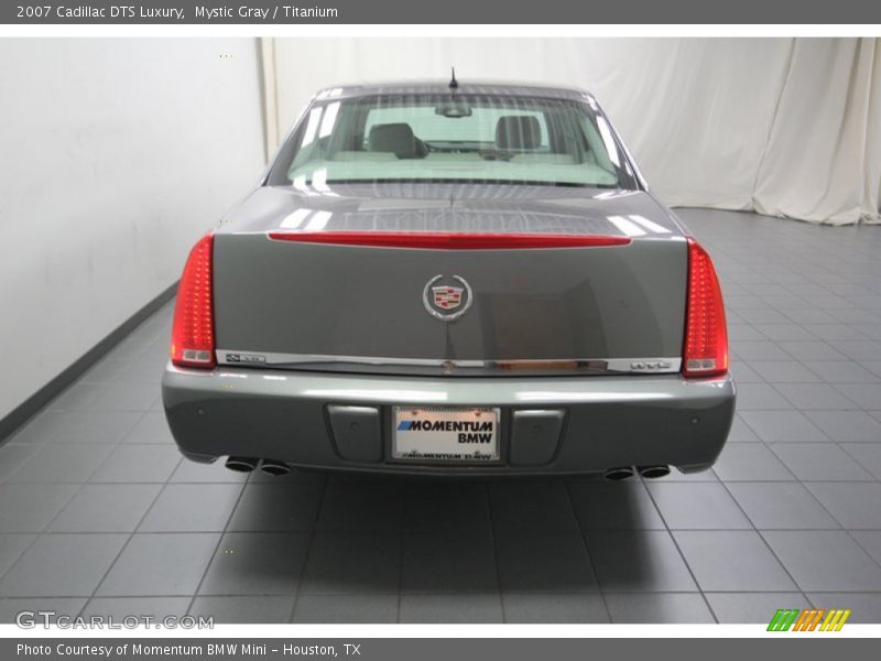 Mystic Gray / Titanium 2007 Cadillac DTS Luxury