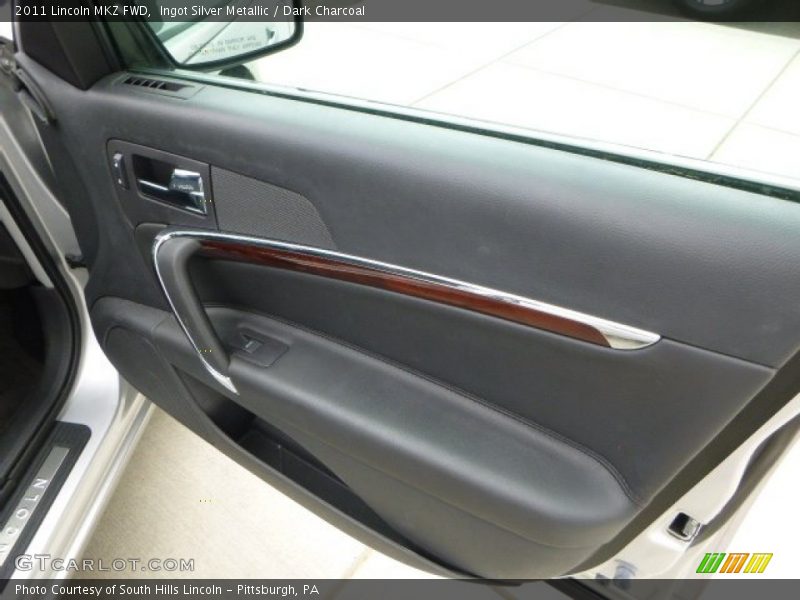 Ingot Silver Metallic / Dark Charcoal 2011 Lincoln MKZ FWD