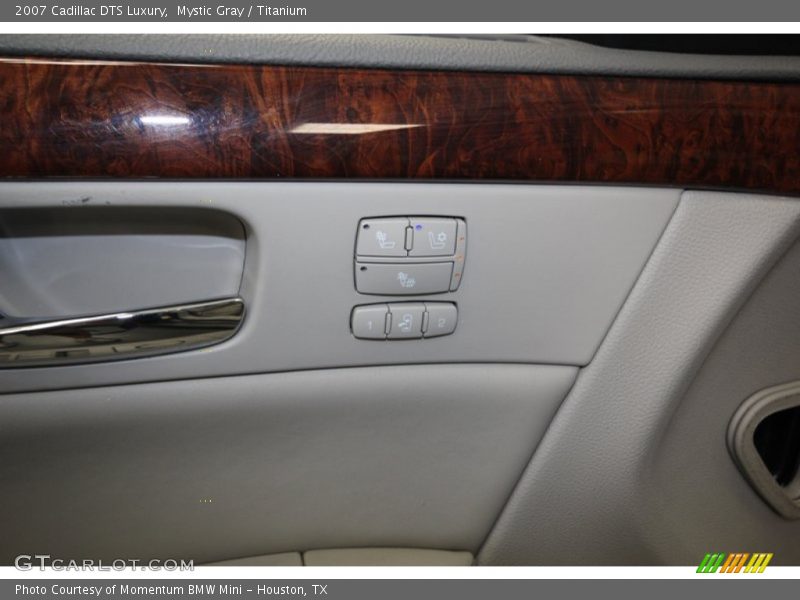 Mystic Gray / Titanium 2007 Cadillac DTS Luxury