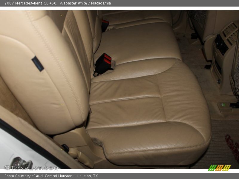 Alabaster White / Macadamia 2007 Mercedes-Benz GL 450