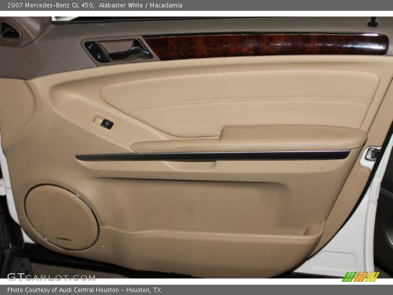 Alabaster White / Macadamia 2007 Mercedes-Benz GL 450