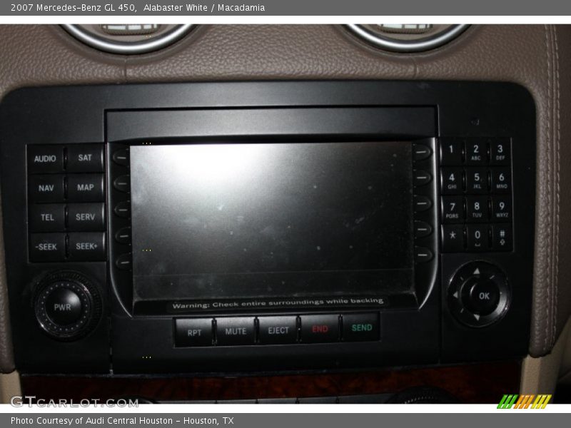 Alabaster White / Macadamia 2007 Mercedes-Benz GL 450