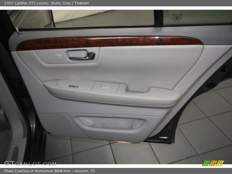 Mystic Gray / Titanium 2007 Cadillac DTS Luxury