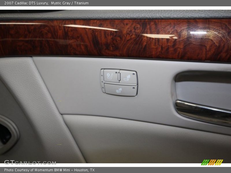 Mystic Gray / Titanium 2007 Cadillac DTS Luxury