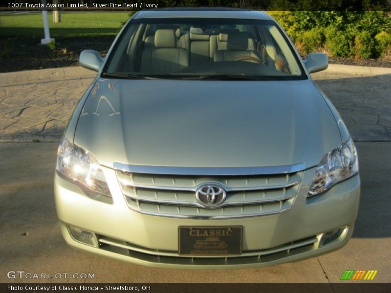 Silver Pine Pearl / Ivory 2007 Toyota Avalon Limited