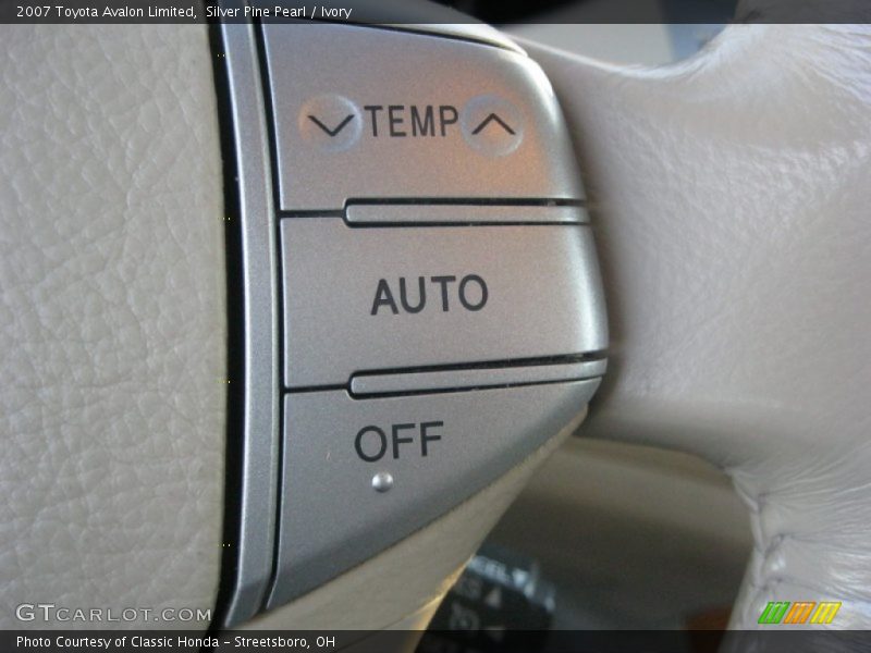 Silver Pine Pearl / Ivory 2007 Toyota Avalon Limited