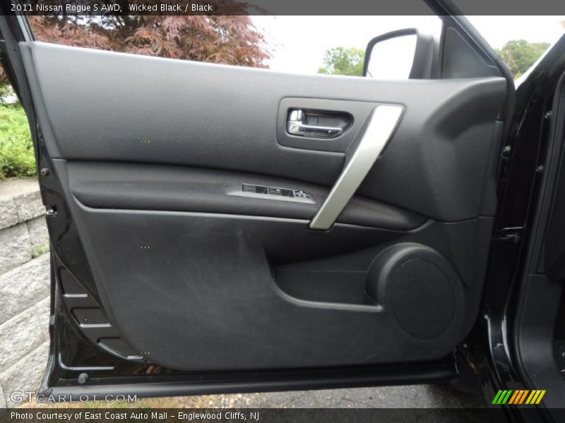 Wicked Black / Black 2011 Nissan Rogue S AWD