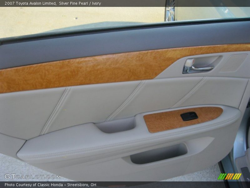 Silver Pine Pearl / Ivory 2007 Toyota Avalon Limited