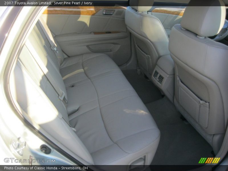 Silver Pine Pearl / Ivory 2007 Toyota Avalon Limited