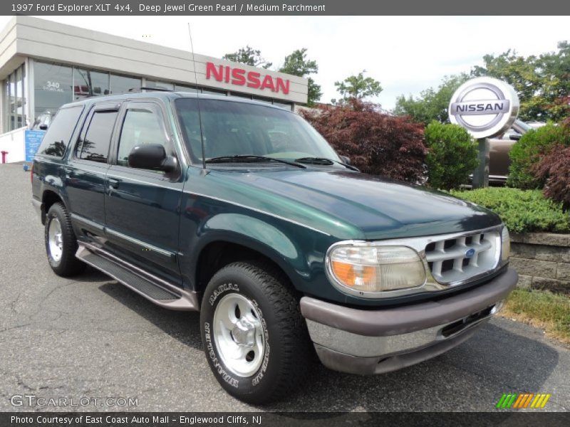 Deep Jewel Green Pearl / Medium Parchment 1997 Ford Explorer XLT 4x4