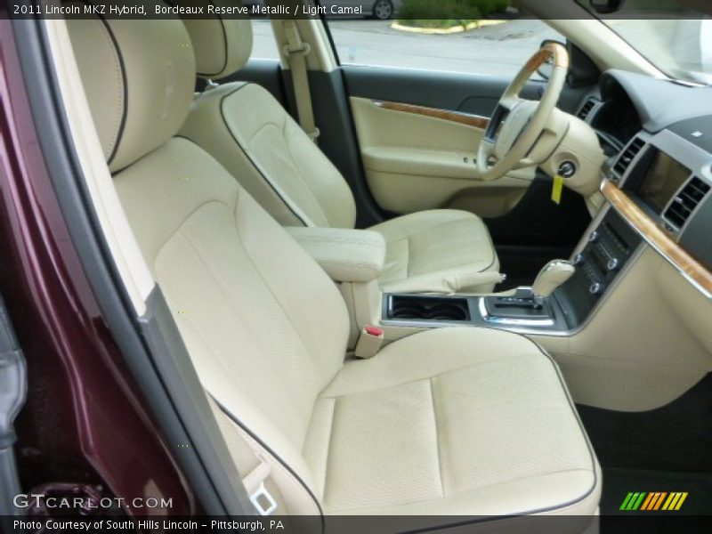 Front Seat of 2011 MKZ Hybrid