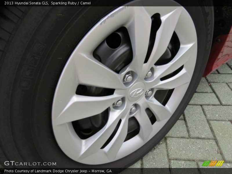 Sparkling Ruby / Camel 2013 Hyundai Sonata GLS