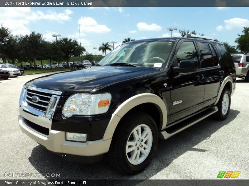 Front 3/4 View of 2007 Explorer Eddie Bauer