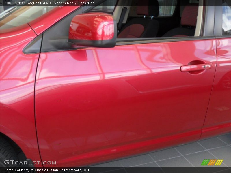 Venom Red / Black/Red 2009 Nissan Rogue SL AWD