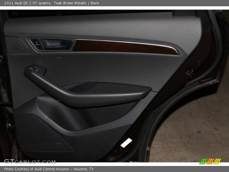 Teak Brown Metallic / Black 2011 Audi Q5 2.0T quattro