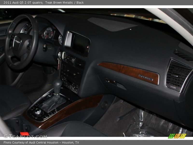 Teak Brown Metallic / Black 2011 Audi Q5 2.0T quattro