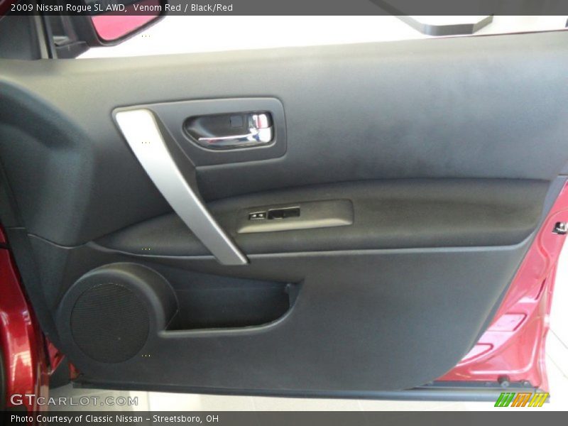 Venom Red / Black/Red 2009 Nissan Rogue SL AWD