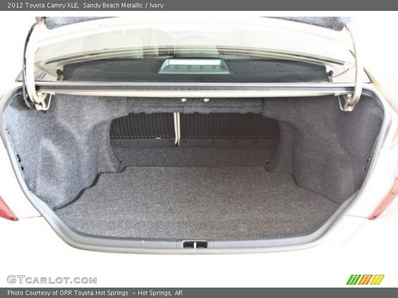 Sandy Beach Metallic / Ivory 2012 Toyota Camry XLE