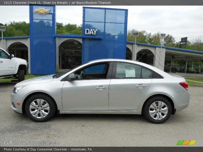 Silver Ice Metallic / Jet Black/Medium Titanium 2013 Chevrolet Cruze LS