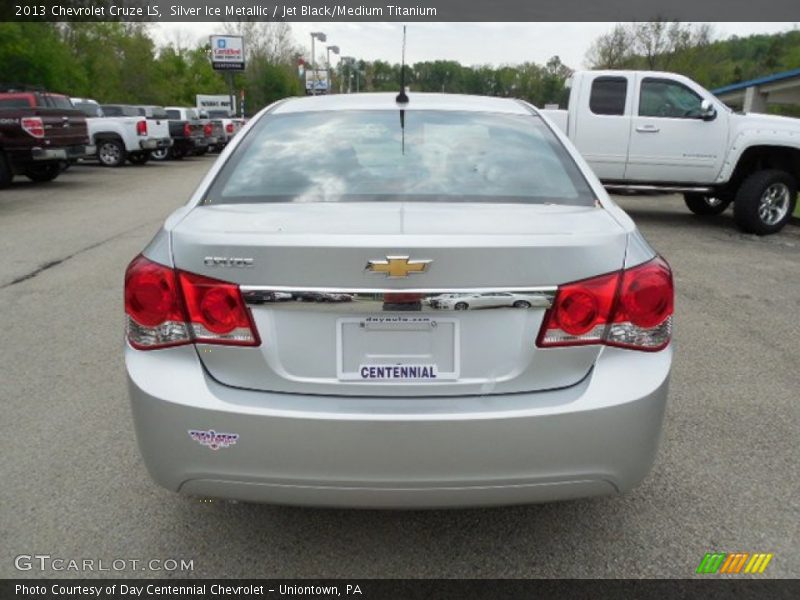 Silver Ice Metallic / Jet Black/Medium Titanium 2013 Chevrolet Cruze LS