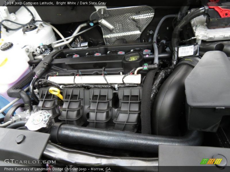 Bright White / Dark Slate Gray 2014 Jeep Compass Latitude
