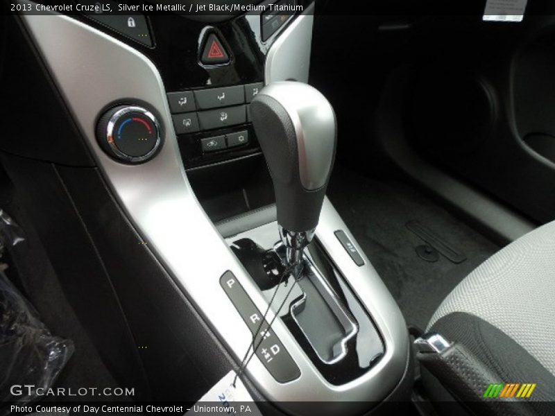 Silver Ice Metallic / Jet Black/Medium Titanium 2013 Chevrolet Cruze LS