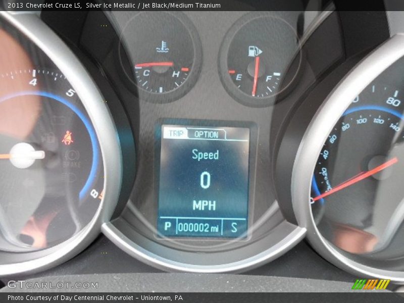 Silver Ice Metallic / Jet Black/Medium Titanium 2013 Chevrolet Cruze LS