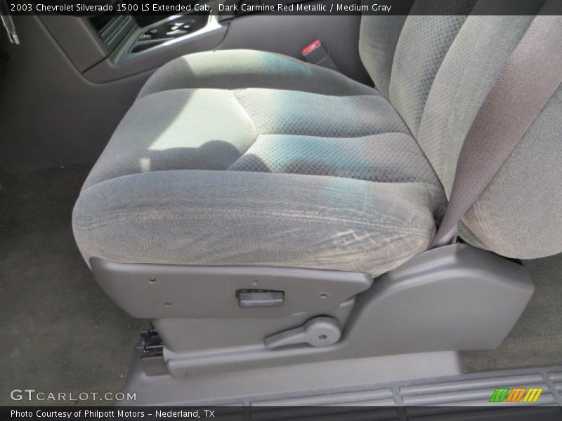Dark Carmine Red Metallic / Medium Gray 2003 Chevrolet Silverado 1500 LS Extended Cab