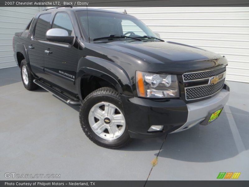 Black / Ebony 2007 Chevrolet Avalanche LTZ
