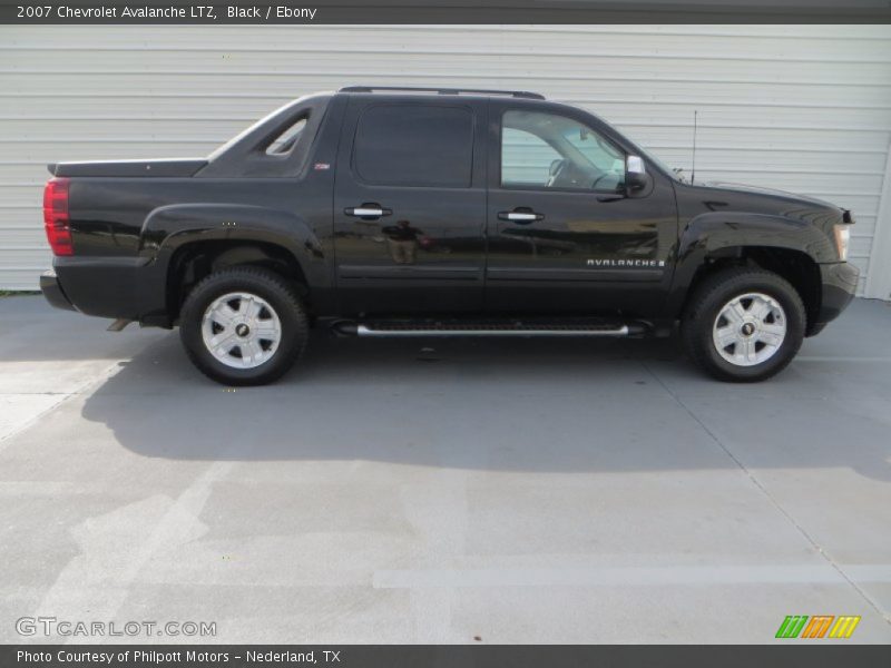 Black / Ebony 2007 Chevrolet Avalanche LTZ