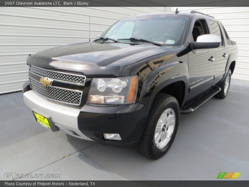 Black / Ebony 2007 Chevrolet Avalanche LTZ