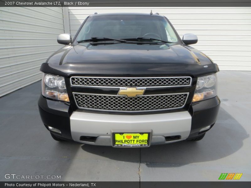 Black / Ebony 2007 Chevrolet Avalanche LTZ