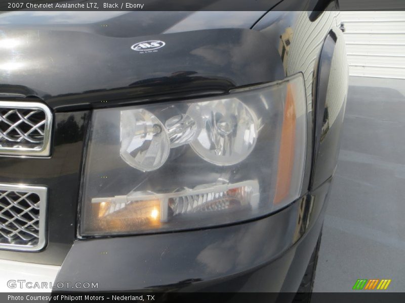 Black / Ebony 2007 Chevrolet Avalanche LTZ