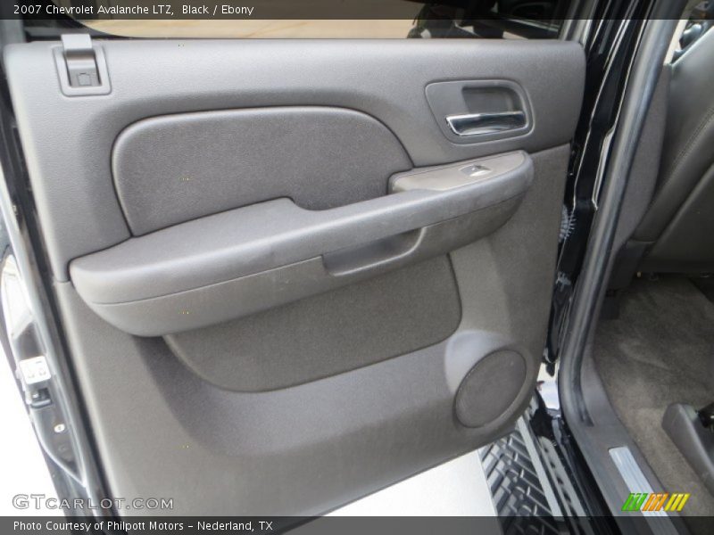 Black / Ebony 2007 Chevrolet Avalanche LTZ