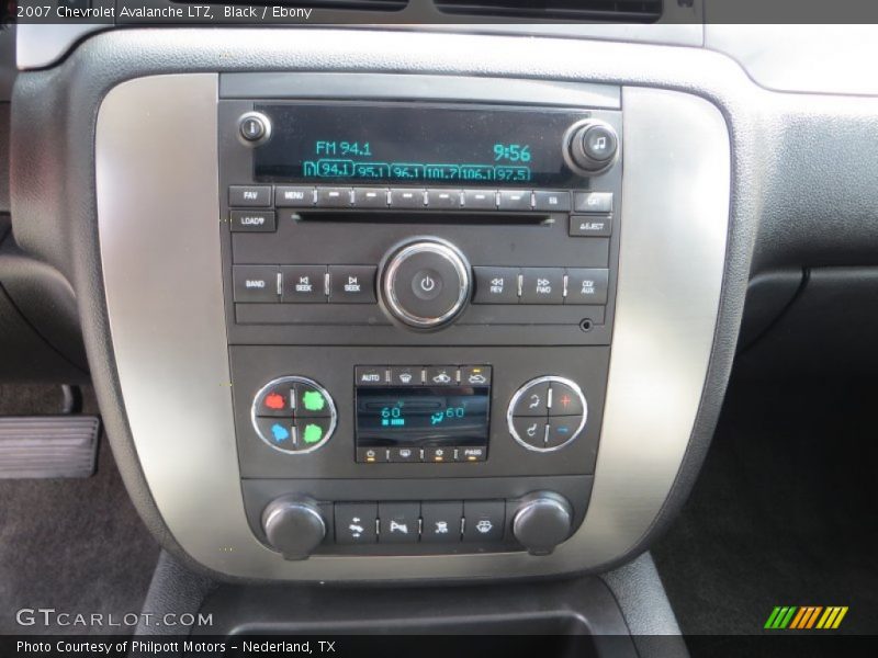 Black / Ebony 2007 Chevrolet Avalanche LTZ