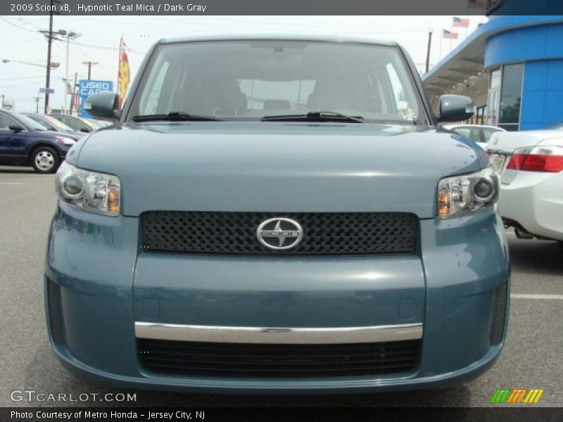 Hypnotic Teal Mica / Dark Gray 2009 Scion xB