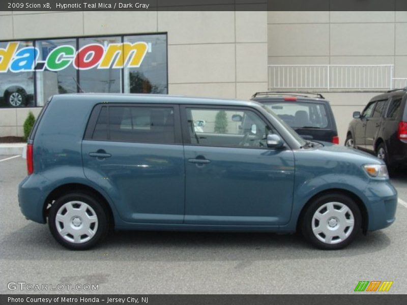 Hypnotic Teal Mica / Dark Gray 2009 Scion xB