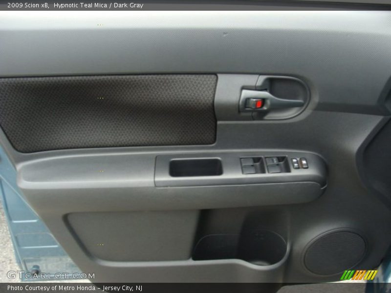 Hypnotic Teal Mica / Dark Gray 2009 Scion xB