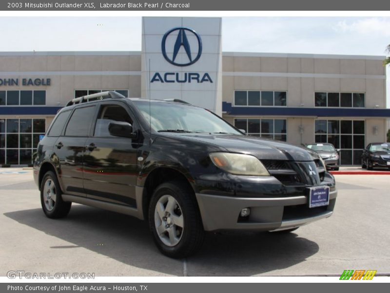 Labrador Black Pearl / Charcoal 2003 Mitsubishi Outlander XLS