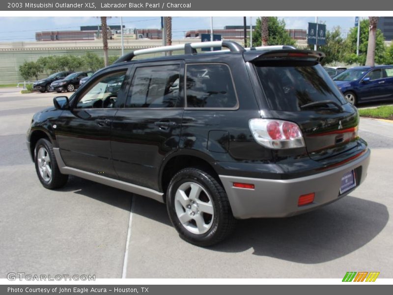 Labrador Black Pearl / Charcoal 2003 Mitsubishi Outlander XLS