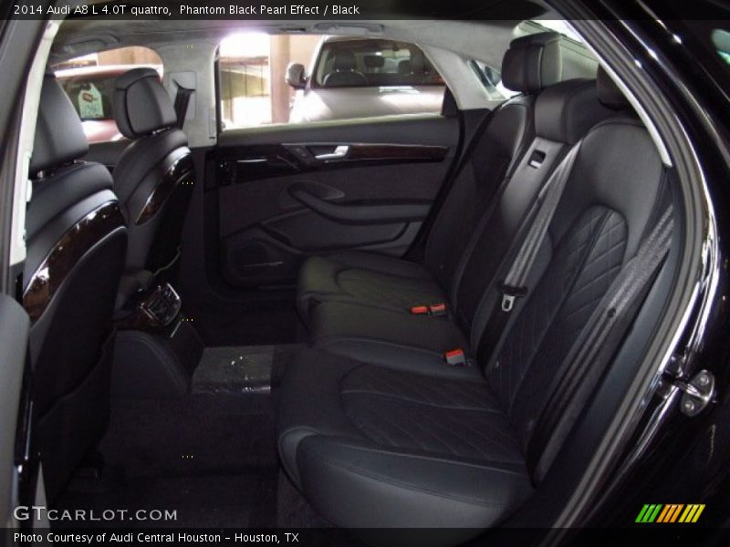 Rear Seat of 2014 A8 L 4.0T quattro