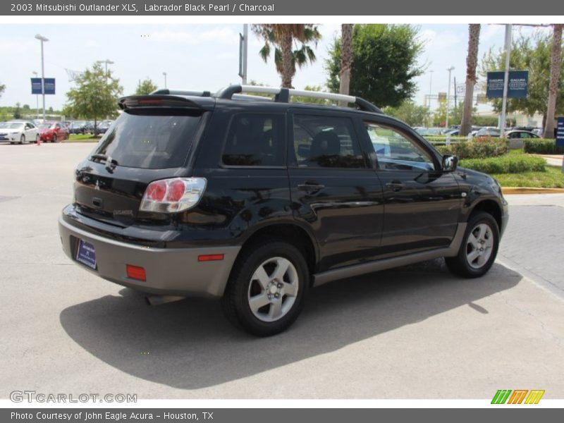 Labrador Black Pearl / Charcoal 2003 Mitsubishi Outlander XLS