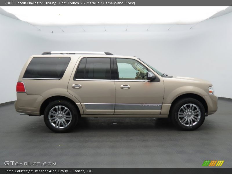 2008 Navigator Luxury Light French Silk Metallic