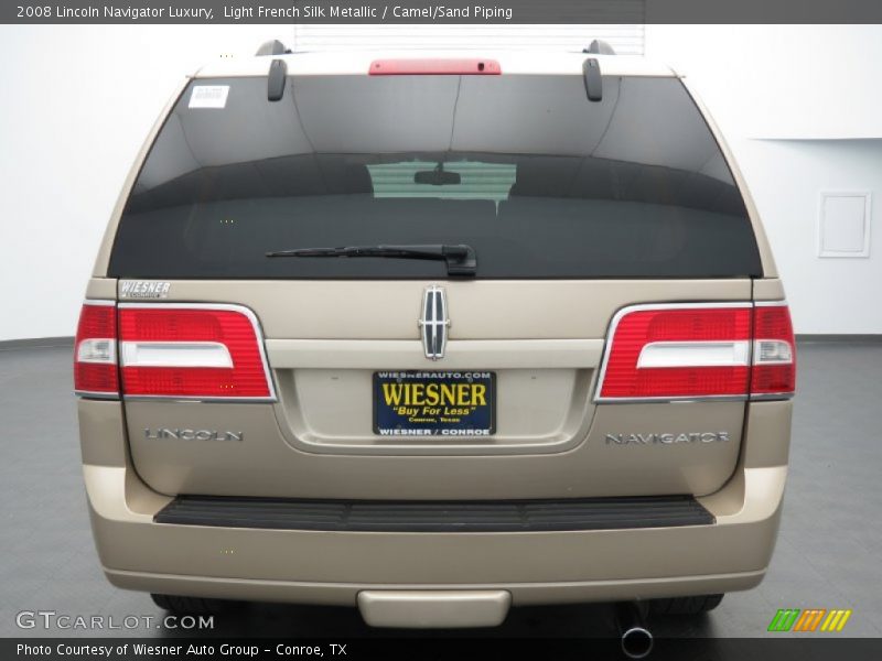 Light French Silk Metallic / Camel/Sand Piping 2008 Lincoln Navigator Luxury